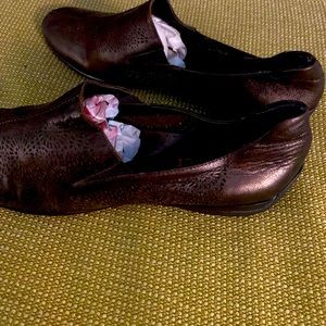 Beautiful Sesto Meucci flats. Absolutely gorgeous. Size 13 but fits like a 12.